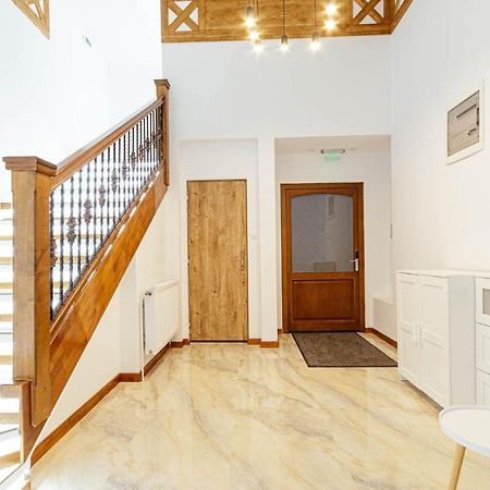Buchenland Hotel Câmpulung Moldovenesc Екстериор снимка