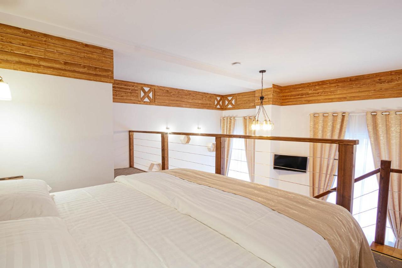 Buchenland Hotel Câmpulung Moldovenesc Екстериор снимка