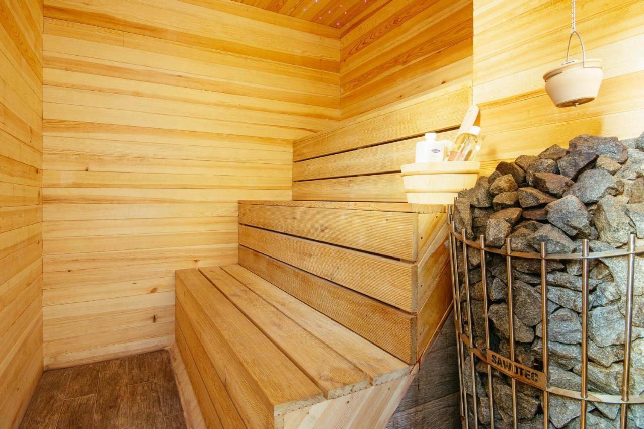 Buchenland Hotel Câmpulung Moldovenesc Екстериор снимка