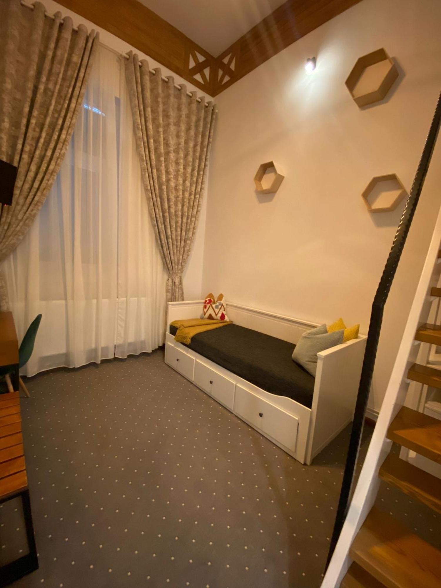 Buchenland Hotel Câmpulung Moldovenesc Екстериор снимка